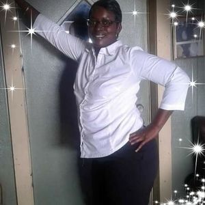 Meet your Posher, Connie